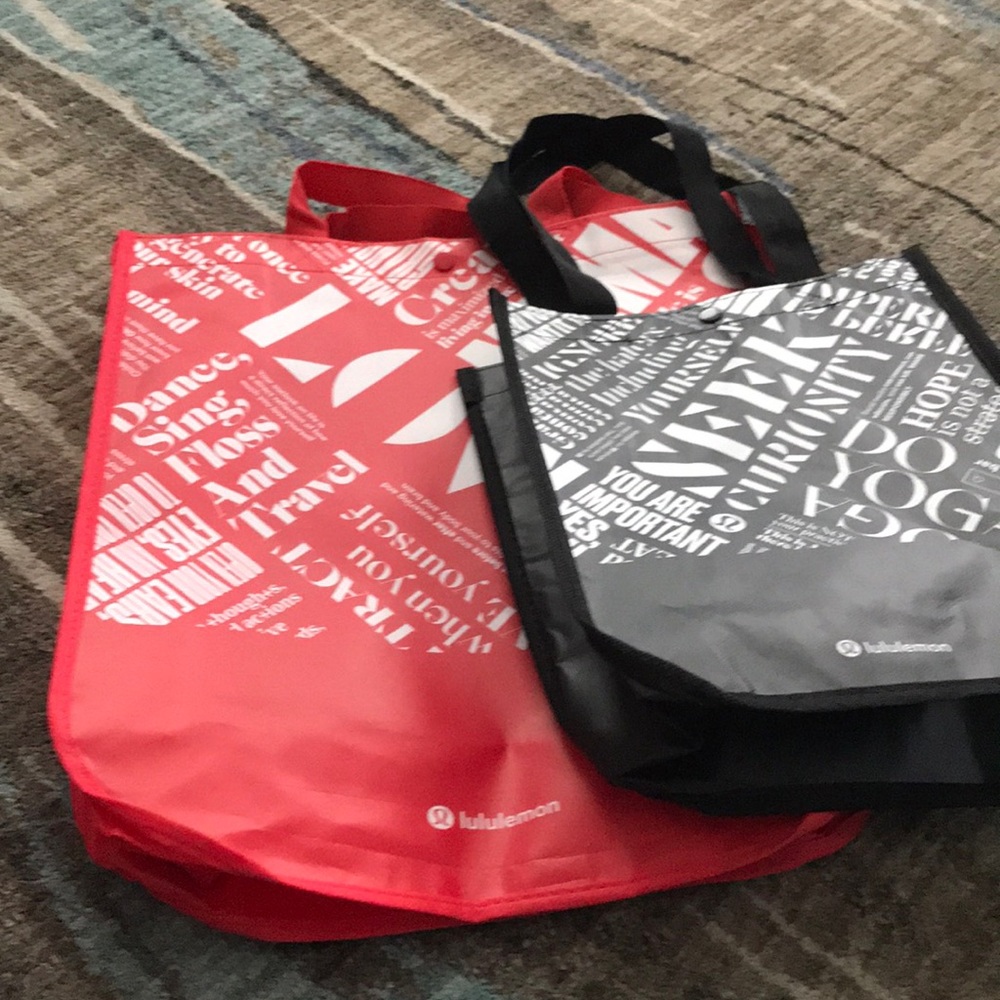 Lululemon bag pair